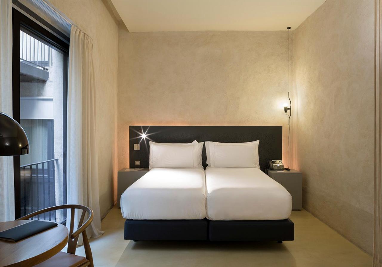 Eme Catedral Mercer Hotel Sevilla Bagian luar foto