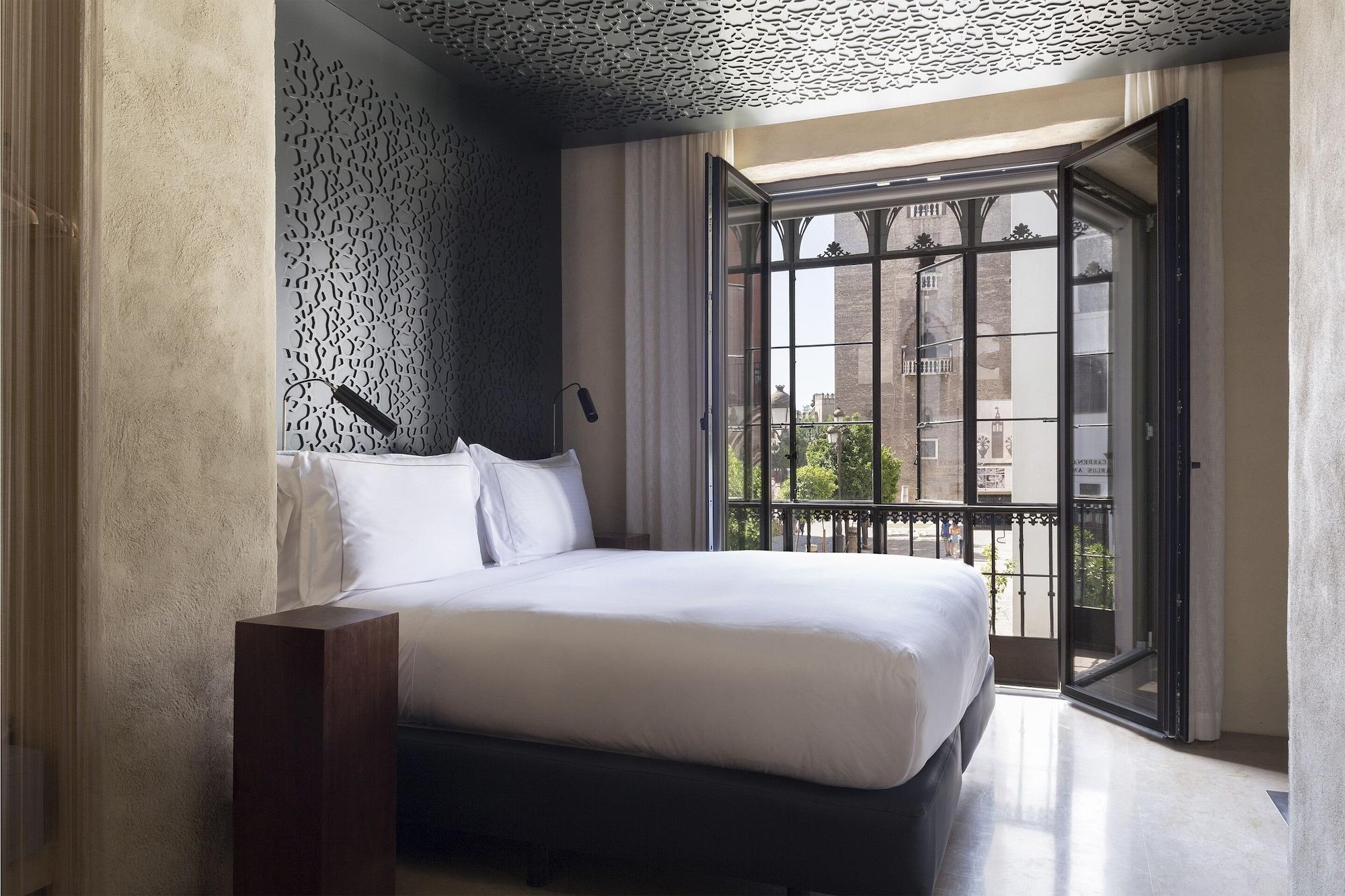 Eme Catedral Mercer Hotel Sevilla Bagian luar foto Deluxe Room