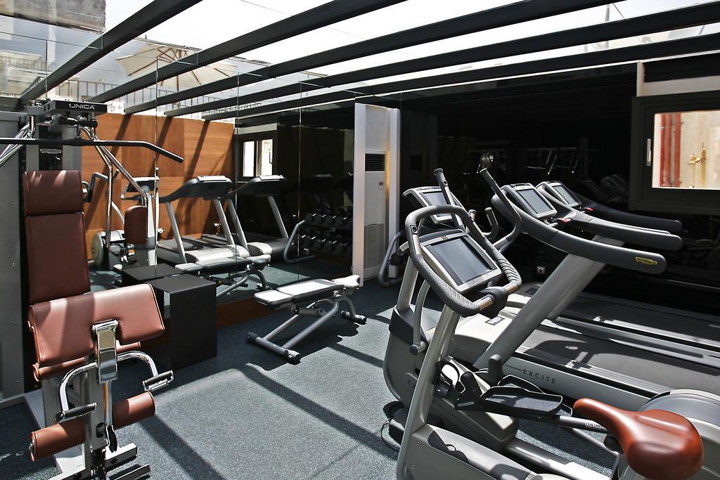 Eme Catedral Mercer Hotel Sevilla Bagian luar foto The gym at the 1000 Museum